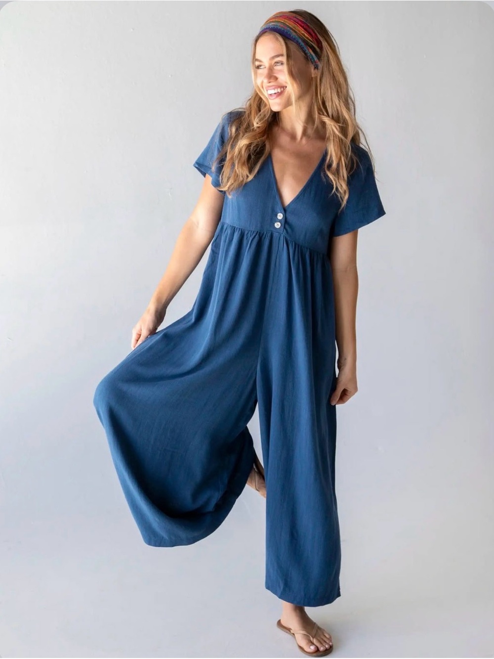 Natural Life Avery Jumpsuit Blue Solid V-Neck Short Sleeve Wide-Leg L/XL